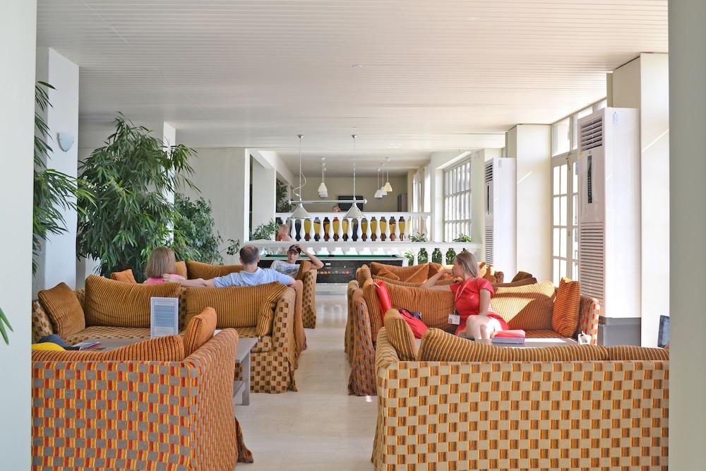 Belvedere Hotel Agios Ioannis Peristerion Exterior foto